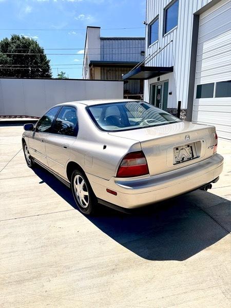 Honda Accord EX sedan 1994