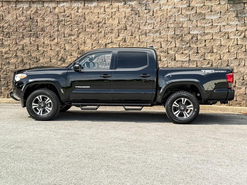 Toyota Tacoma TRD Sport Double Cab 2WD 2018