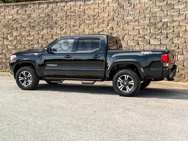 Toyota Tacoma TRD Sport Double Cab 2WD 2018