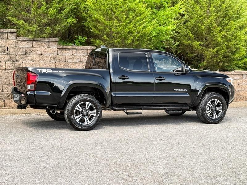 Toyota Tacoma TRD Sport Double Cab 2WD 2018