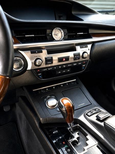 Lexus ES 350 Sedan 2014