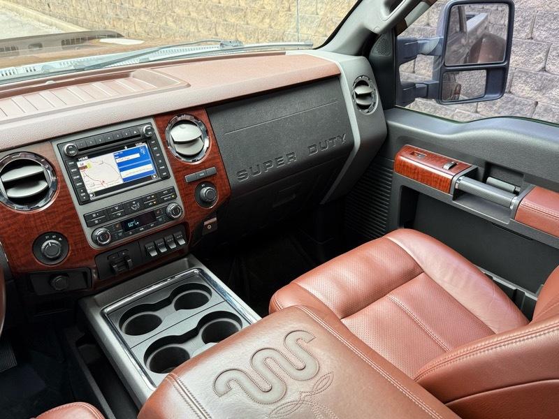 Ford F-350 SD King Ranch Crew Cab 4WD 2012