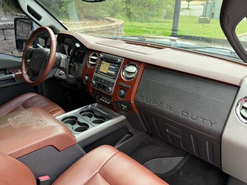Ford F-350 SD King Ranch Crew Cab 4WD 2012