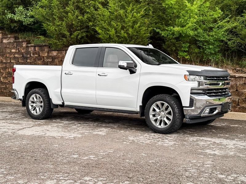 Chevrolet Silverado 1500 LTZ Crew Cab 4WD 2021