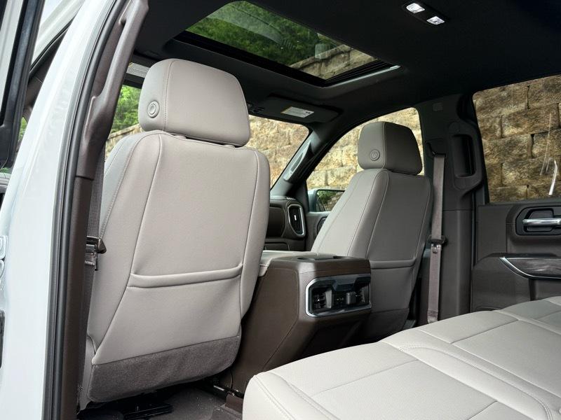 Chevrolet Silverado 1500 LTZ Crew Cab 4WD 2021