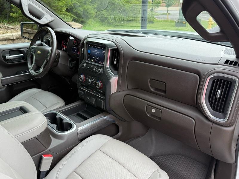 Chevrolet Silverado 1500 LTZ Crew Cab 4WD 2021