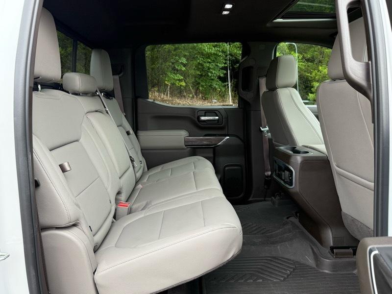 Chevrolet Silverado 1500 LTZ Crew Cab 4WD 2021