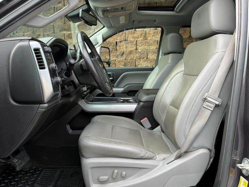 Chevrolet Silverado 2500HD LTZ Crew Cab 4WD 2016
