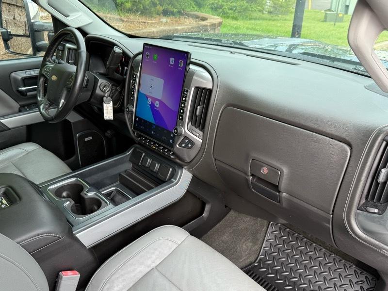 Chevrolet Silverado 2500HD LTZ Crew Cab 4WD 2016
