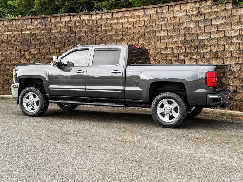 Chevrolet Silverado 2500HD LTZ Crew Cab 4WD 2016