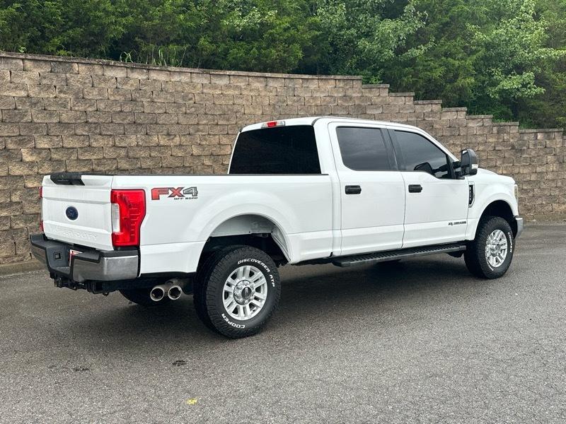 Ford F-250 SD XLT Crew Cab 4WD 2019
