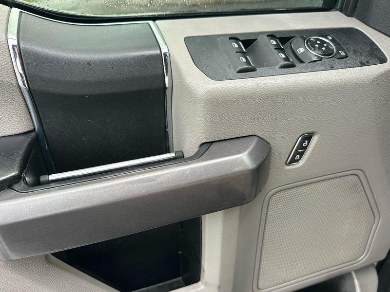 Ford F-250 SD XLT Crew Cab 4WD 2019