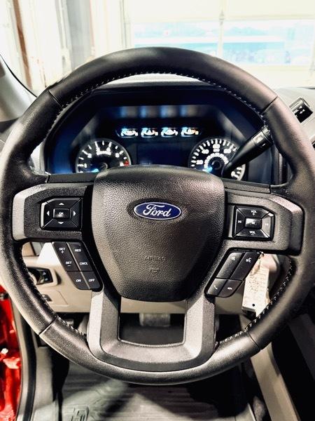 Ford F-150 Lariat SuperCrew 5.5-ft. Bed 2WD 2017