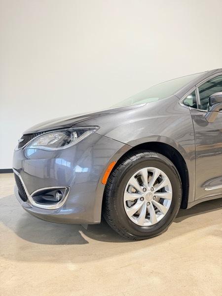 Chrysler Pacifica Touring-L 2017