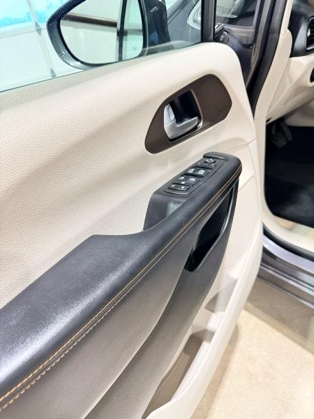Chrysler Pacifica Touring-L 2017