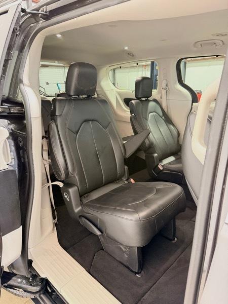 Chrysler Pacifica Touring-L 2017