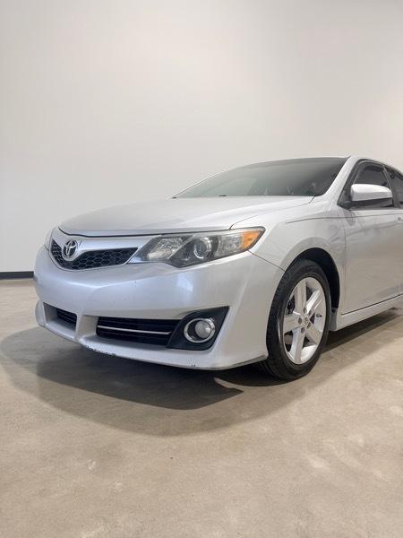 Toyota Camry L 2012
