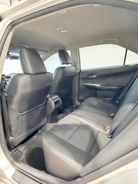 Toyota Camry L 2012