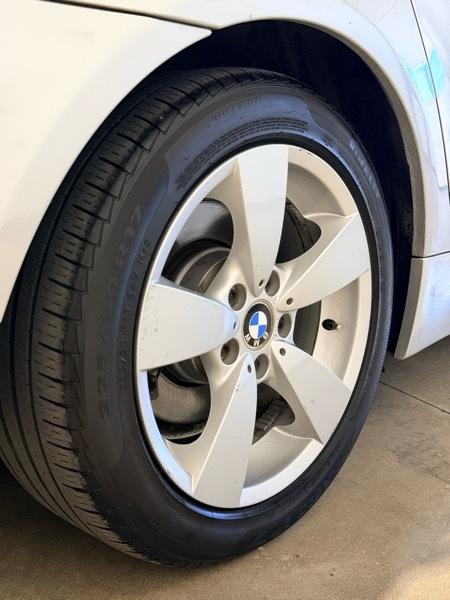 BMW 5-Series Sport Wagon 530xiT 2006