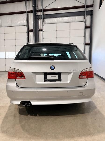 BMW 5-Series Sport Wagon 530xiT 2006