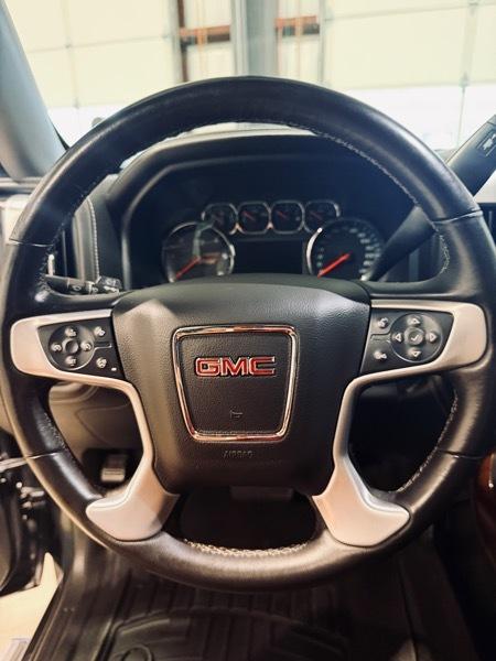 GMC Sierra 1500 4WD Crew Cab 143.5" SLT 2017