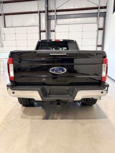 Ford F-250 Crew Cab  2018