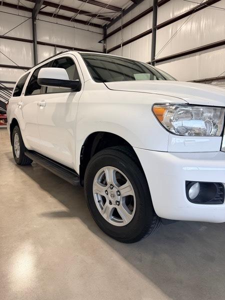 Toyota Sequoia SR5 4.6L 4WD 2012