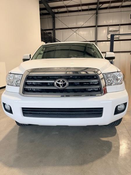 Toyota Sequoia SR5 4.6L 4WD 2012