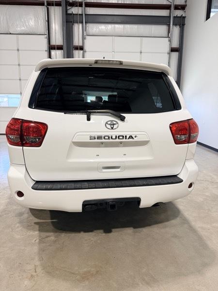 Toyota Sequoia SR5 4.6L 4WD 2012