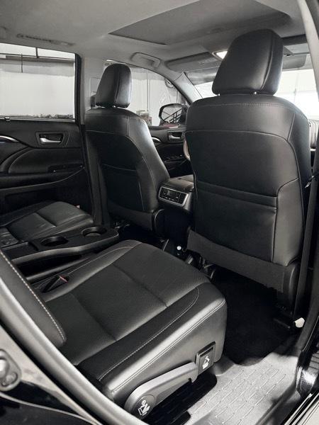 Toyota Highlander Limited AWD V6 2016