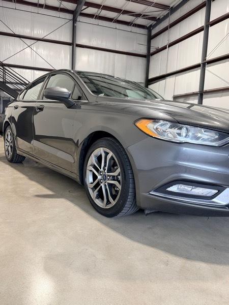 Ford Fusion S 2017