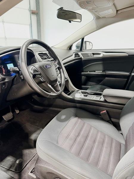 Ford Fusion S 2017