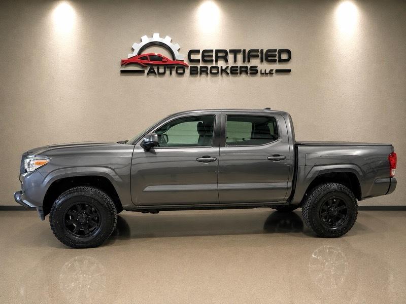 Toyota Tacoma Double Cab 4WD 2017