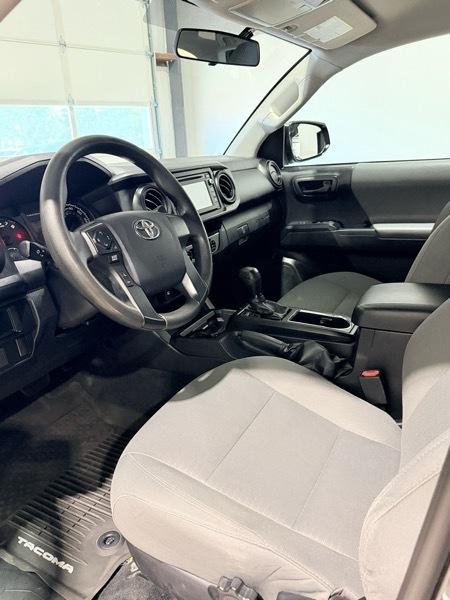 Toyota Tacoma Double Cab 4WD 2017