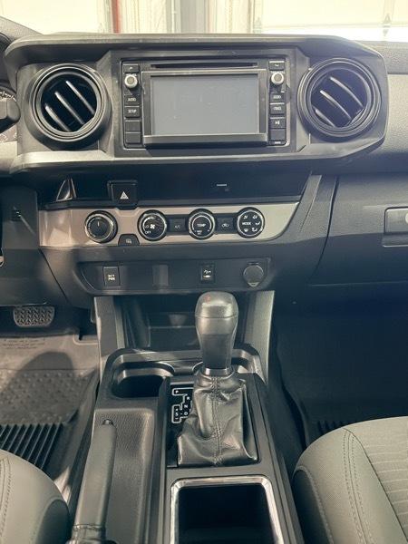 Toyota Tacoma Double Cab 4WD 2017