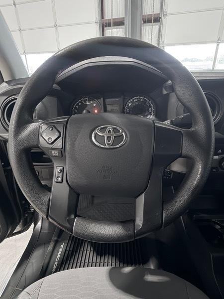 Toyota Tacoma Double Cab 4WD 2017