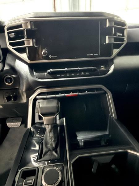 Toyota Tundra SR5 CrewMax 4WD 2023