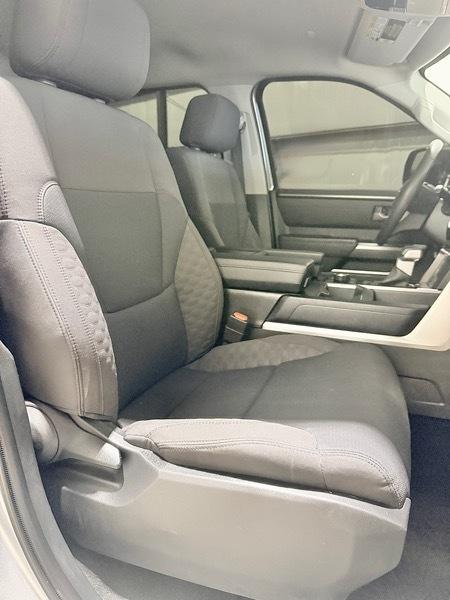 Toyota Tundra SR5 CrewMax 4WD 2023
