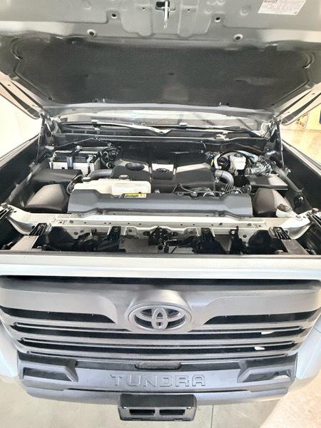 Toyota Tundra SR5 CrewMax 4WD 2023