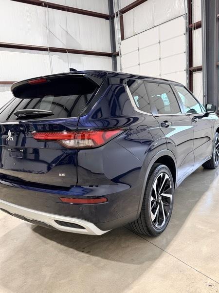 Mitsubishi Outlander SE 2WD 2022