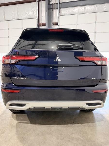 Mitsubishi Outlander SE 2WD 2022