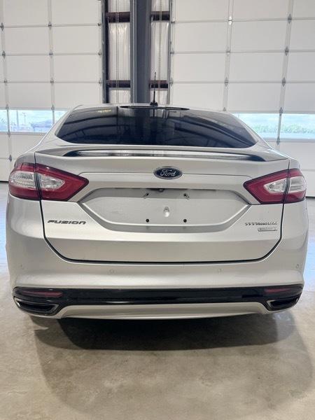 Ford Fusion Titanium 2016