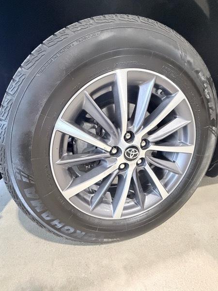 Toyota Highlander XLE AWD V6 2019