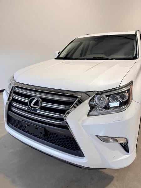 Lexus GX 460 Base 4D SUV 4WD 2017
