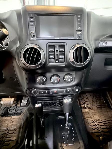 Jeep Wrangler Unlimited Sport 4WD 2017