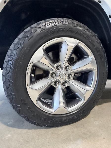 RAM 1500 Limited 4x4 Crew Cab 5'7" Box 2019