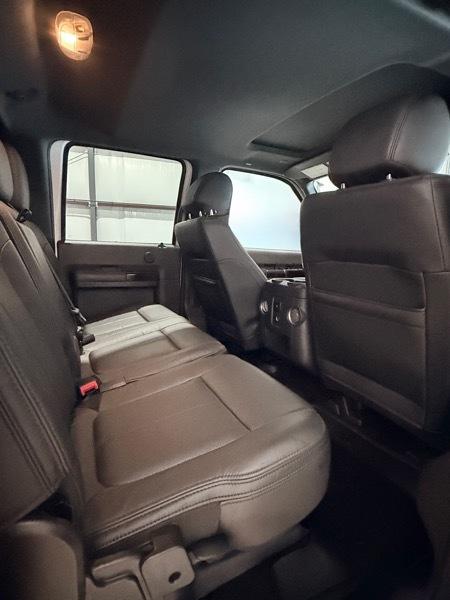 Ford F-350 SD Lariat Crew Cab 4WD 2015