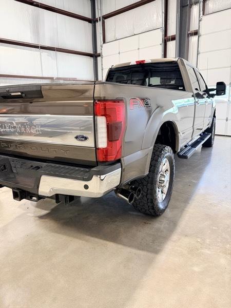 Ford F-350 SD King Ranch Crew Cab 4WD 2017