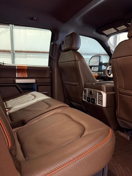 Ford F-350 SD King Ranch Crew Cab 4WD 2017
