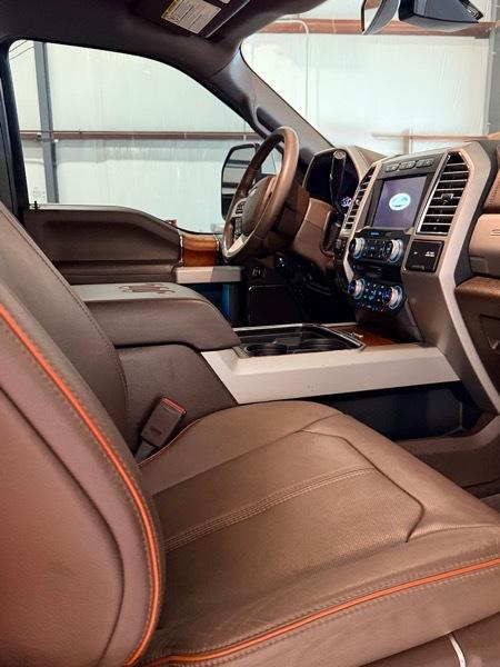 Ford F-350 SD King Ranch Crew Cab 4WD 2017